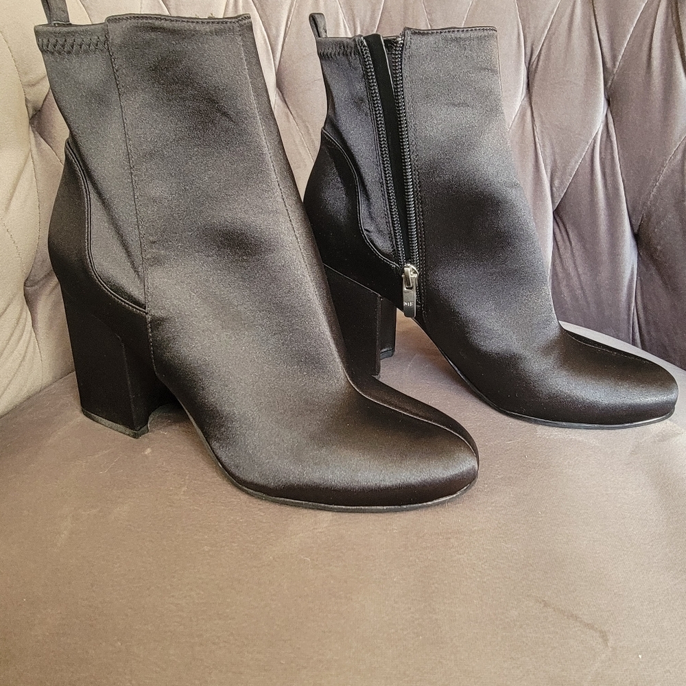 Marc fisher booties